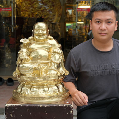 Tượng Phật Di Lặc Ngồi Cầm Gậy Như Ý Bằng Đồng Vàng Catut Cao 48Cm